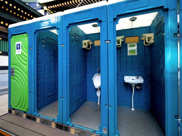 Porta potty delivery and setup in Wadley, GA